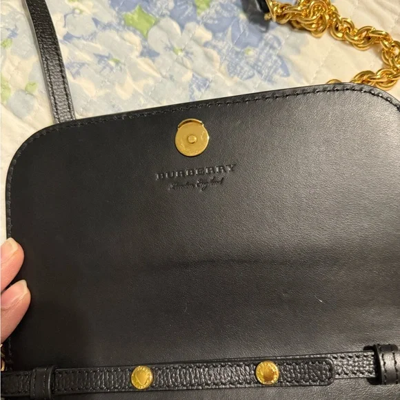 Burberry Black and Tan Crossbody Bag - Picture 4 of 11